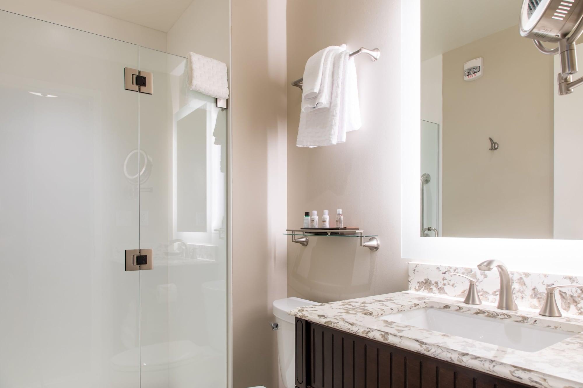 Independence Park Hotel, Bw Premier Collection Hotel 3*