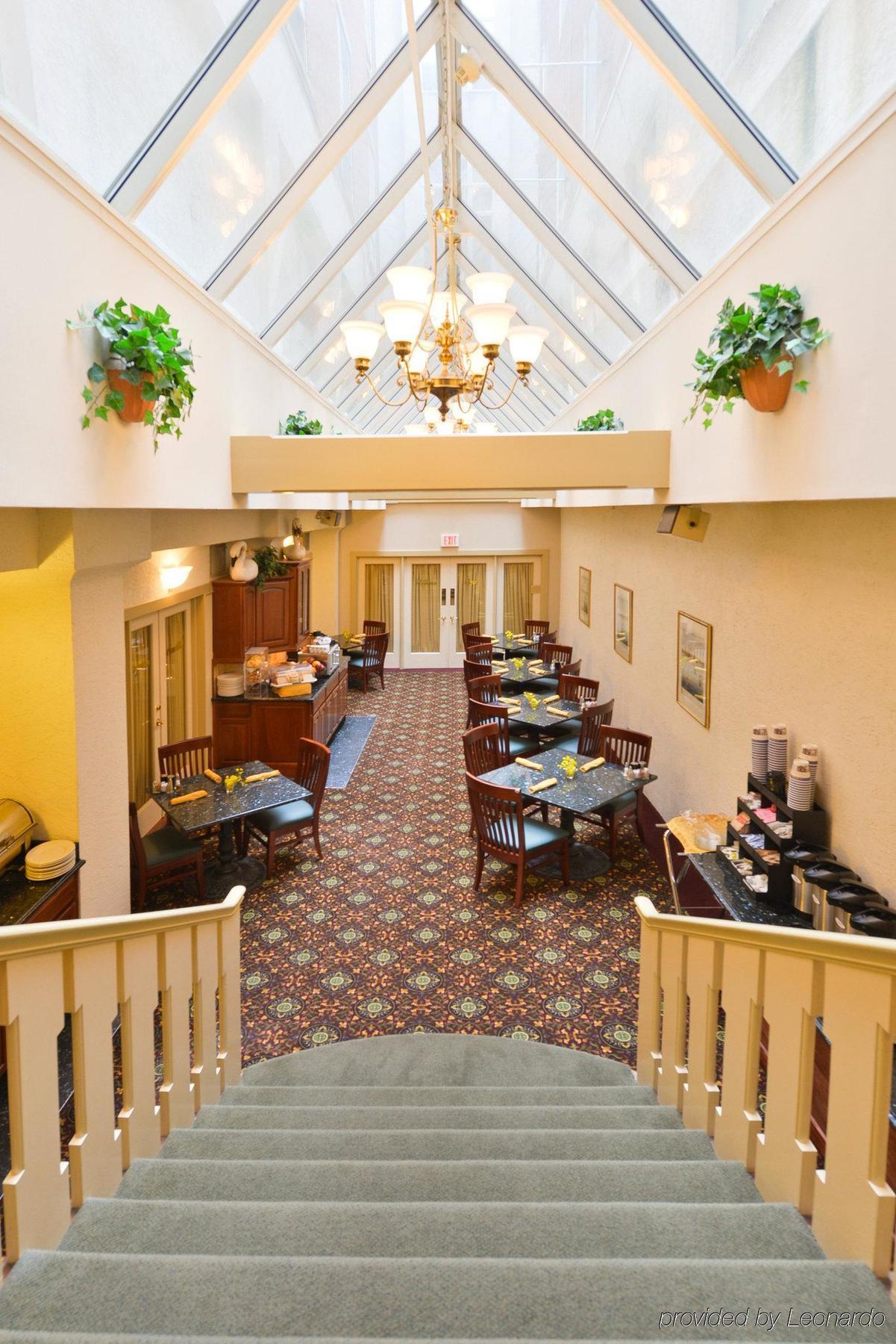 Hotel Independence Park Hotel, Bw Premier Collection 3*